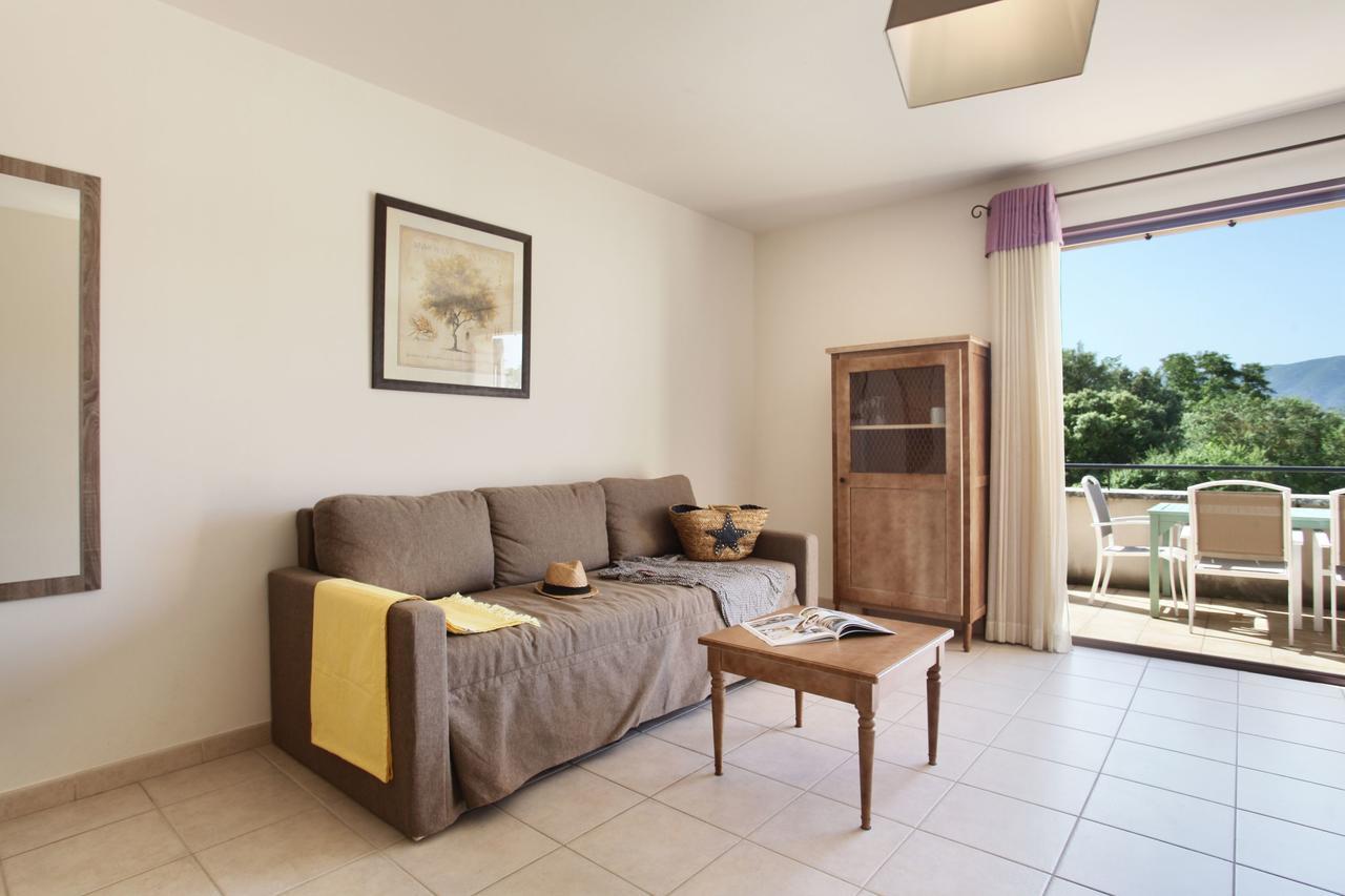 Residence Odalys Les 4 Soleils Bonnieux Exterior photo